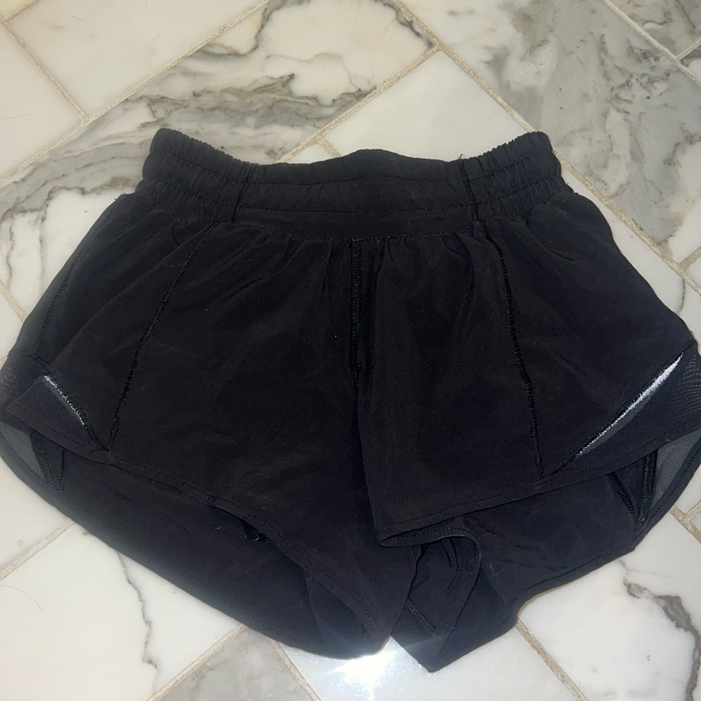 lululemon hotty hot shorts